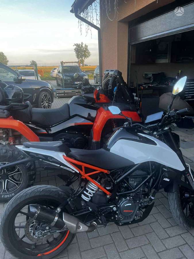 KTM Duke 125cc, street / classic