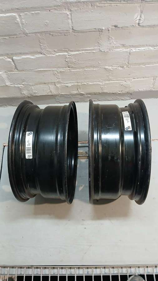 Volkswagen, light alloy, R16