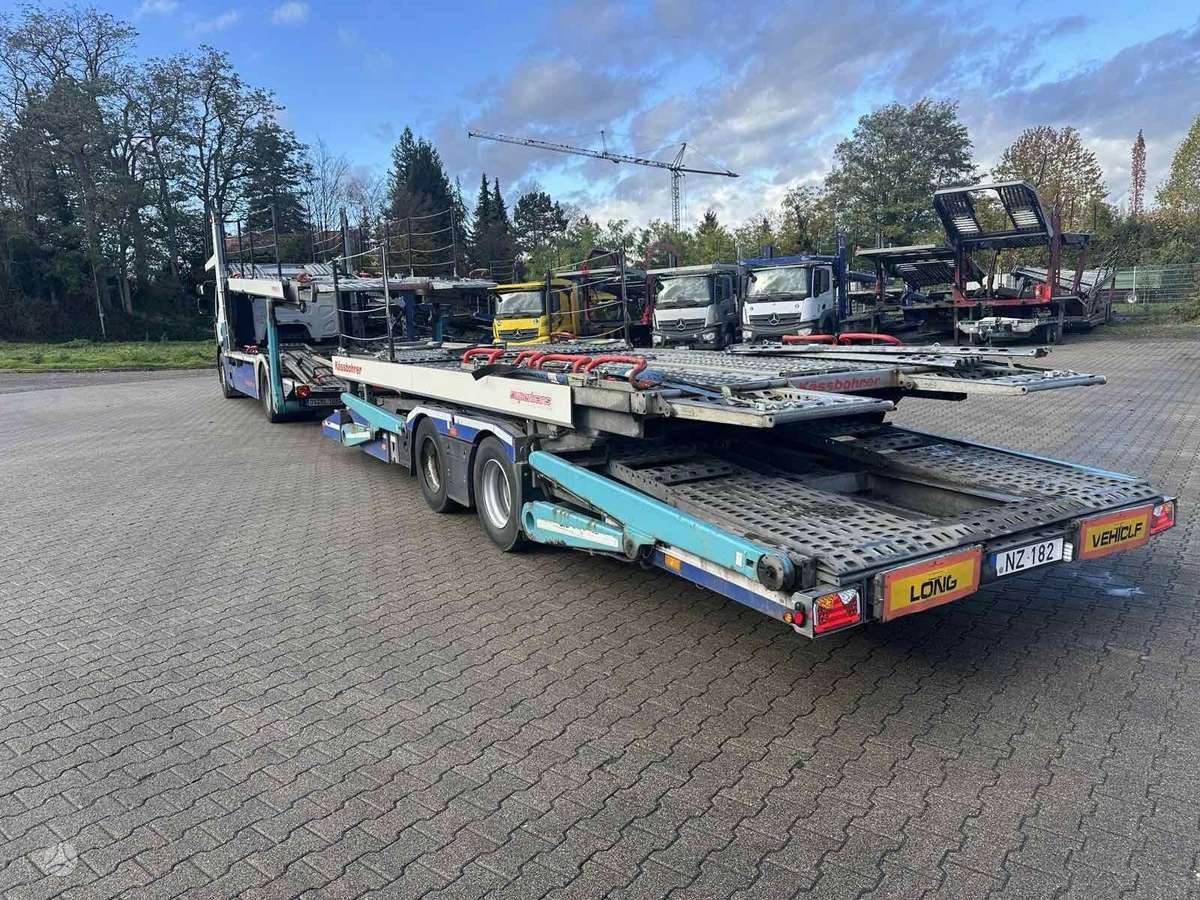 Renault Kassbohrer 2018, auto vedēji