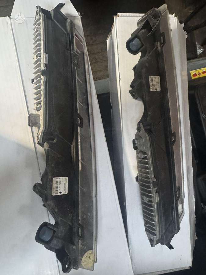Porsche Cayenne bumpers, lights, front grill