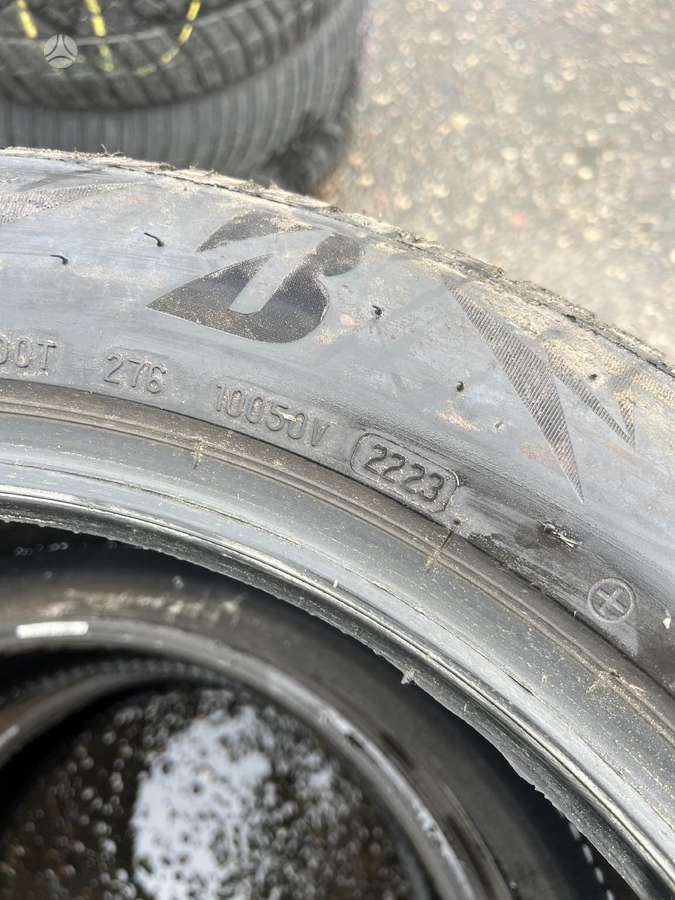 Bridgestone Blizzak LM005, winter 255/50 R19