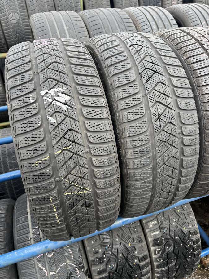Pirelli Sottozero 3, winter 225/40 R19