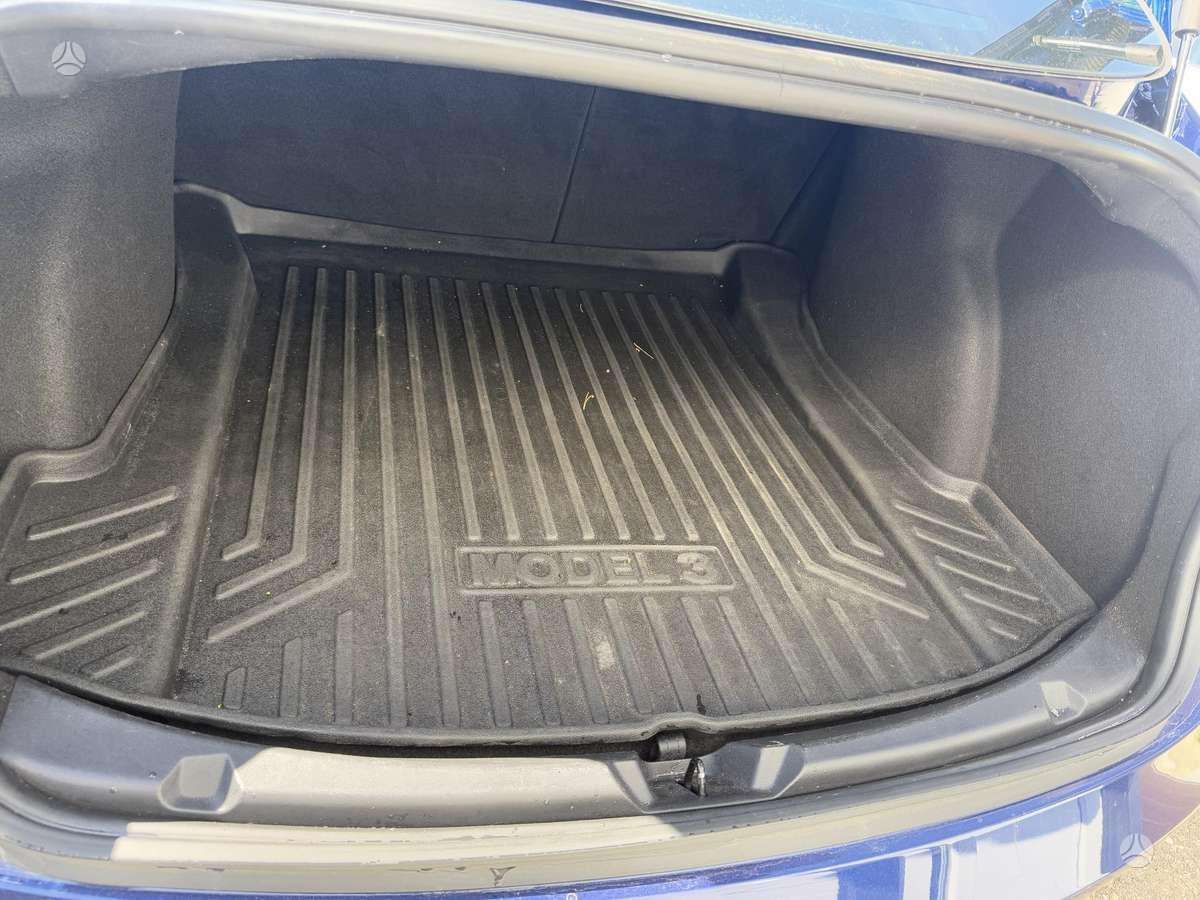 Tesla Model 3, 81 kWh, hečbekas