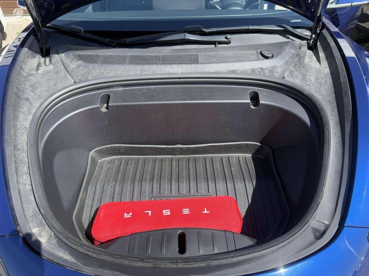 Tesla Model 3, 81 kWh, hečbekas