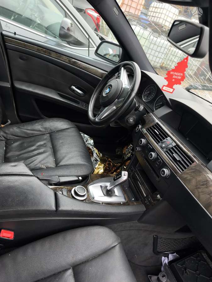 BMW 5 serija