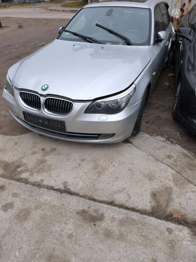 BMW 5 serija