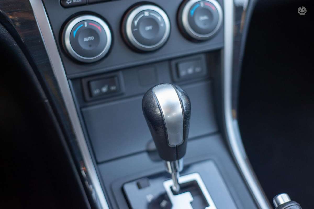 Mazda 6, 2.0 l., Седан