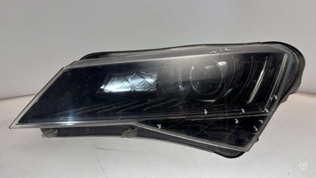 Skoda Superb, 3V1941015B, Cen29177