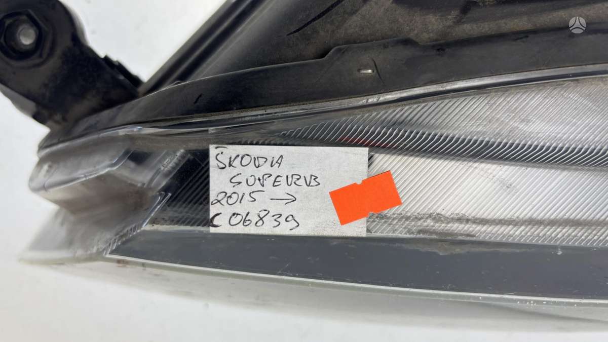 Skoda Superb, 3V1941015B, Cen29177