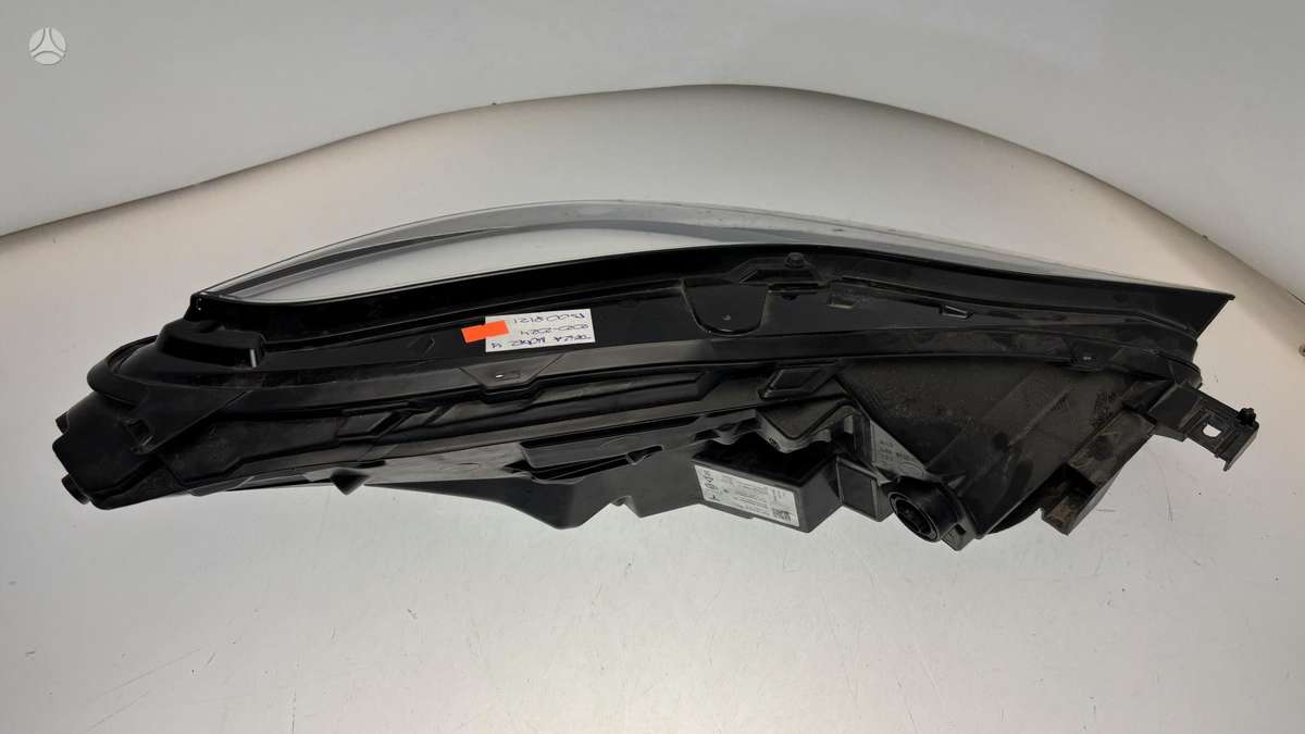 Tesla Model Y, 151495220E, Cen29182