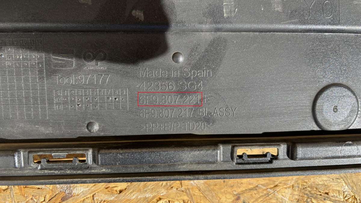Seat Arona, 6F9807221, Cen29061