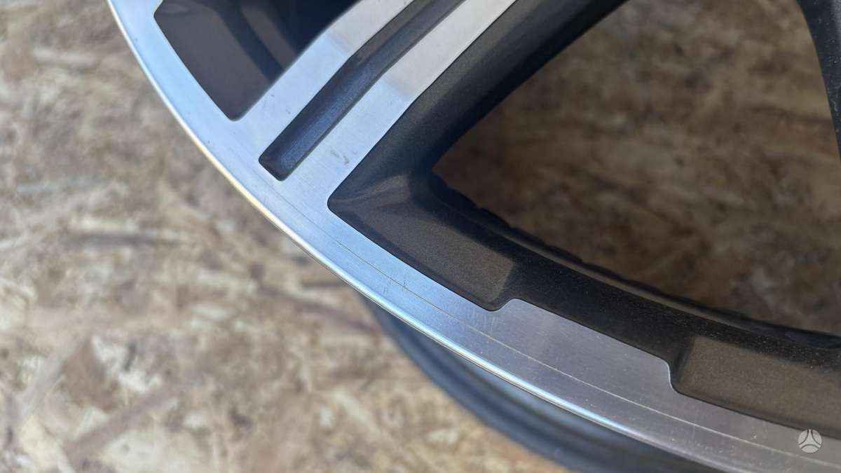 Audi Q7, 4M0601025, Cen28472