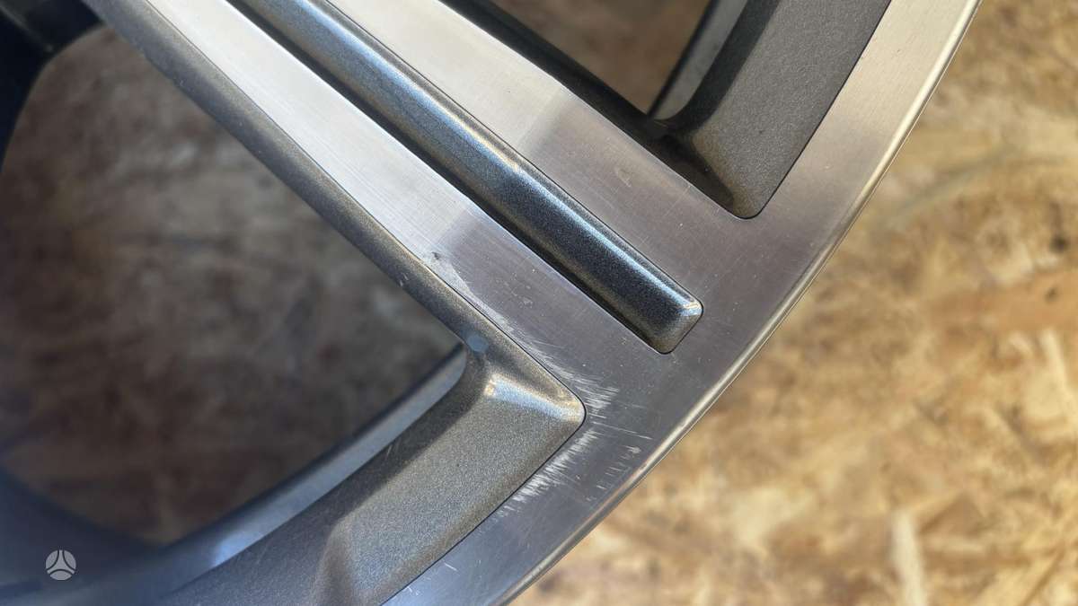 Audi Q7, 4M0601025, Cen28472
