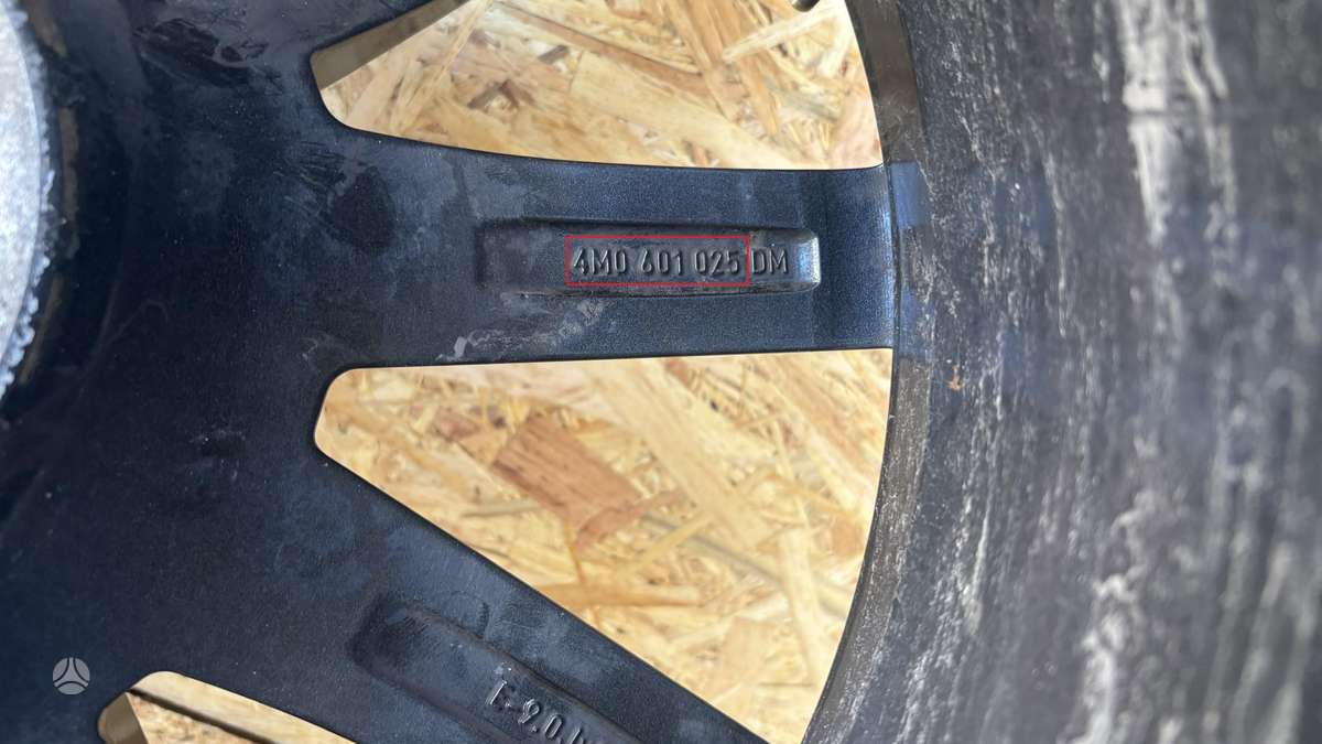 Audi Q7, 4M0601025, Cen28472