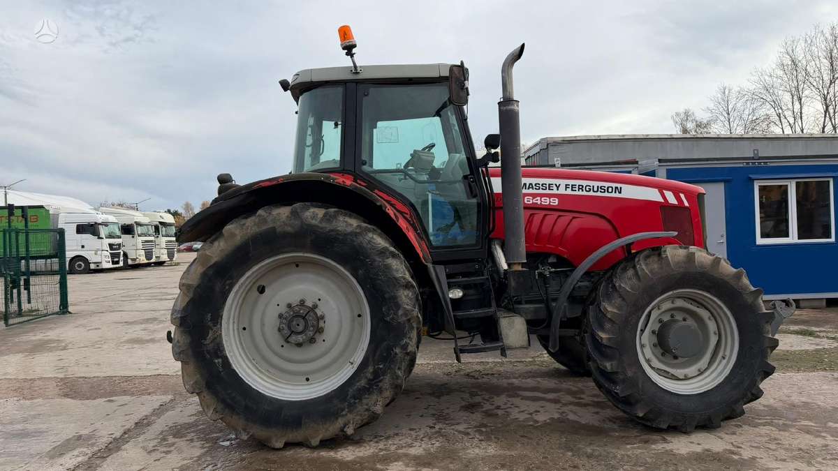 Massey Ferguson 6499, tractors