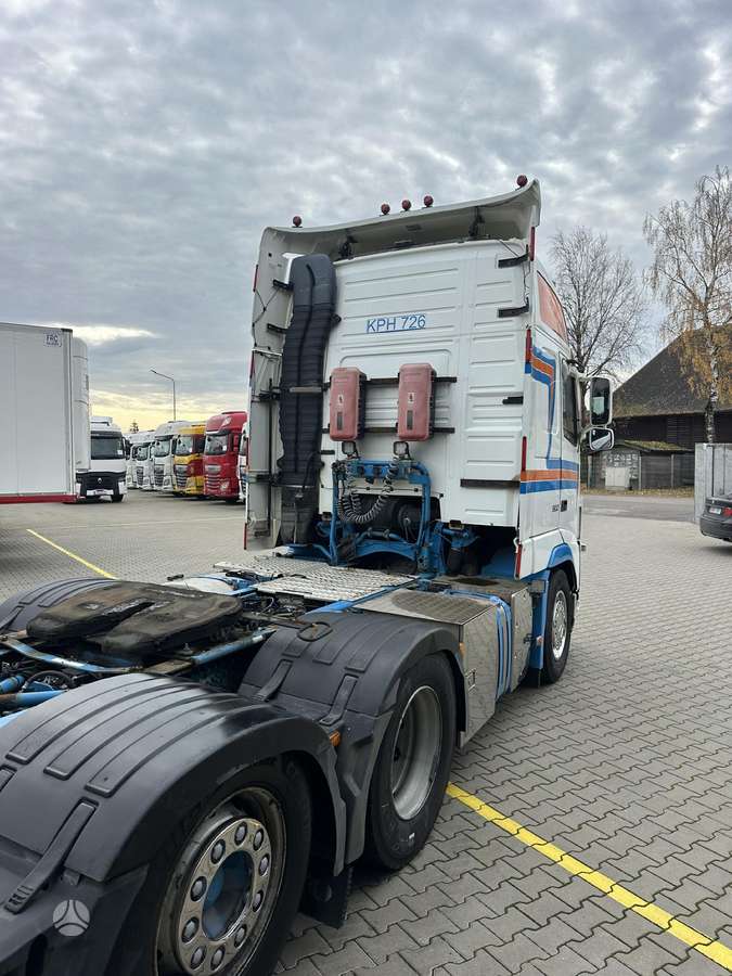 Volvo FH-500, double sleeper