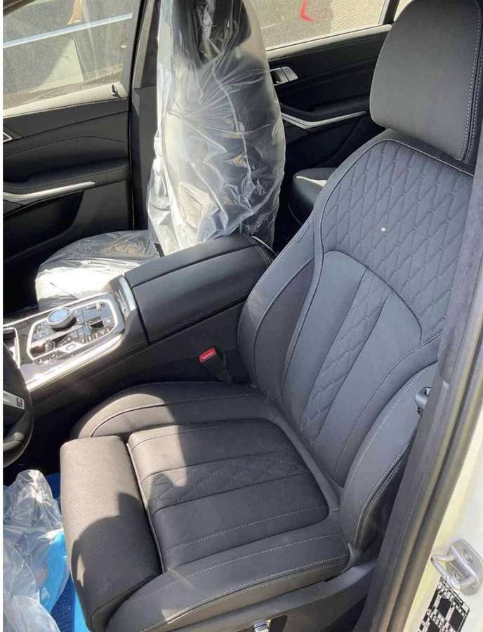 BMW X7 kėbulo dalys