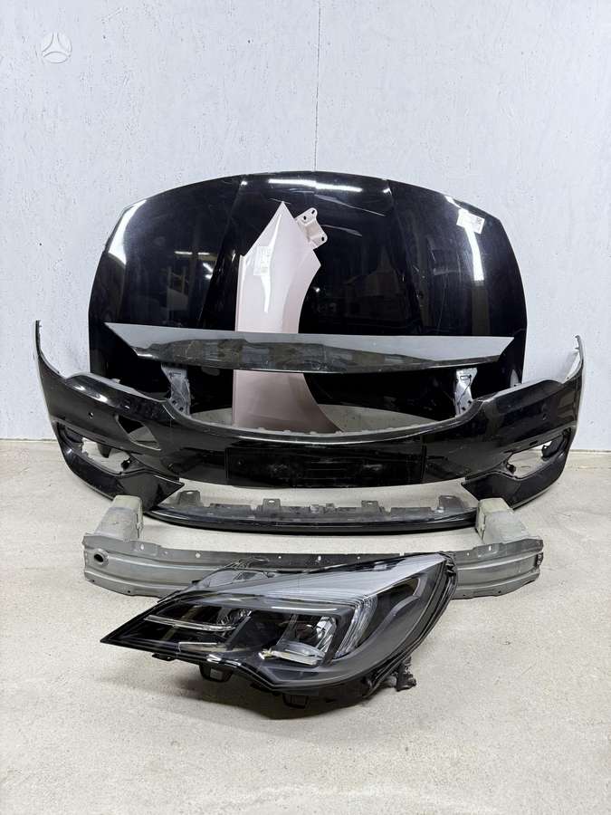 Opel Astra kėbulo dalys