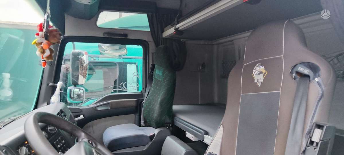 MAN TGA 18.430 2 vnt., double sleeper