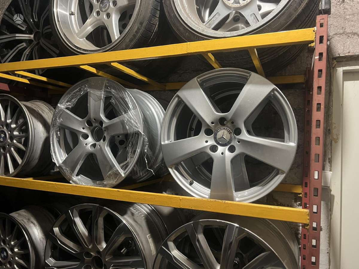 Mercedes-Benz, light alloy, R18