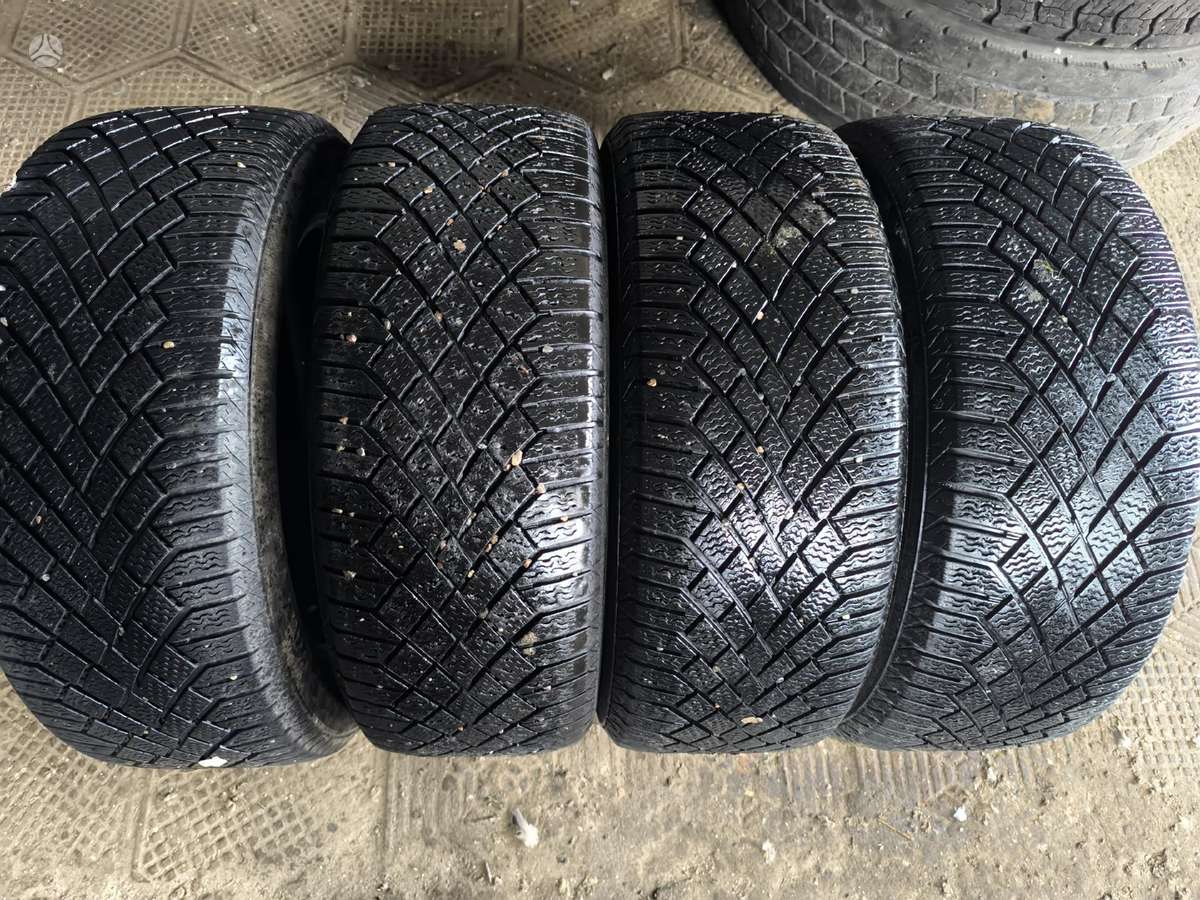 Continental, всесезонные 215/55 R17