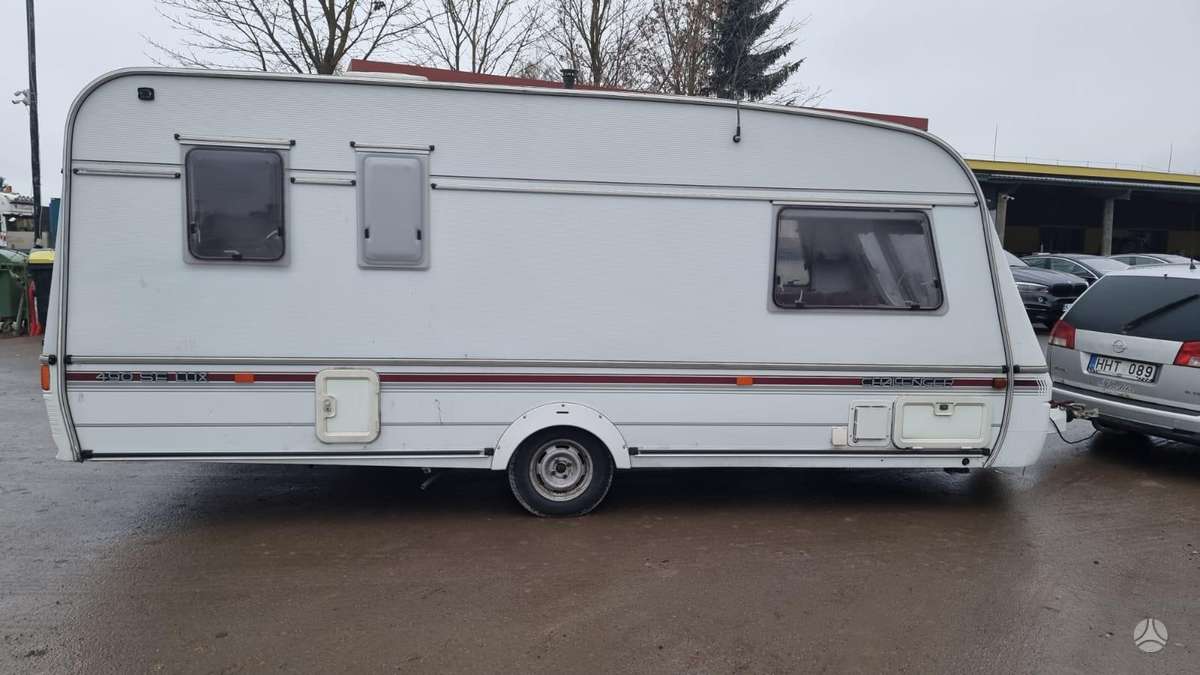 Swift Challenger 490SE Lux, кемперы