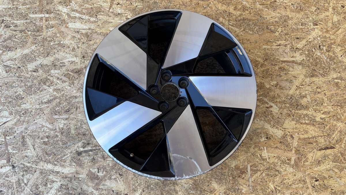 Volvo XC40, 32143629, Cen28524
