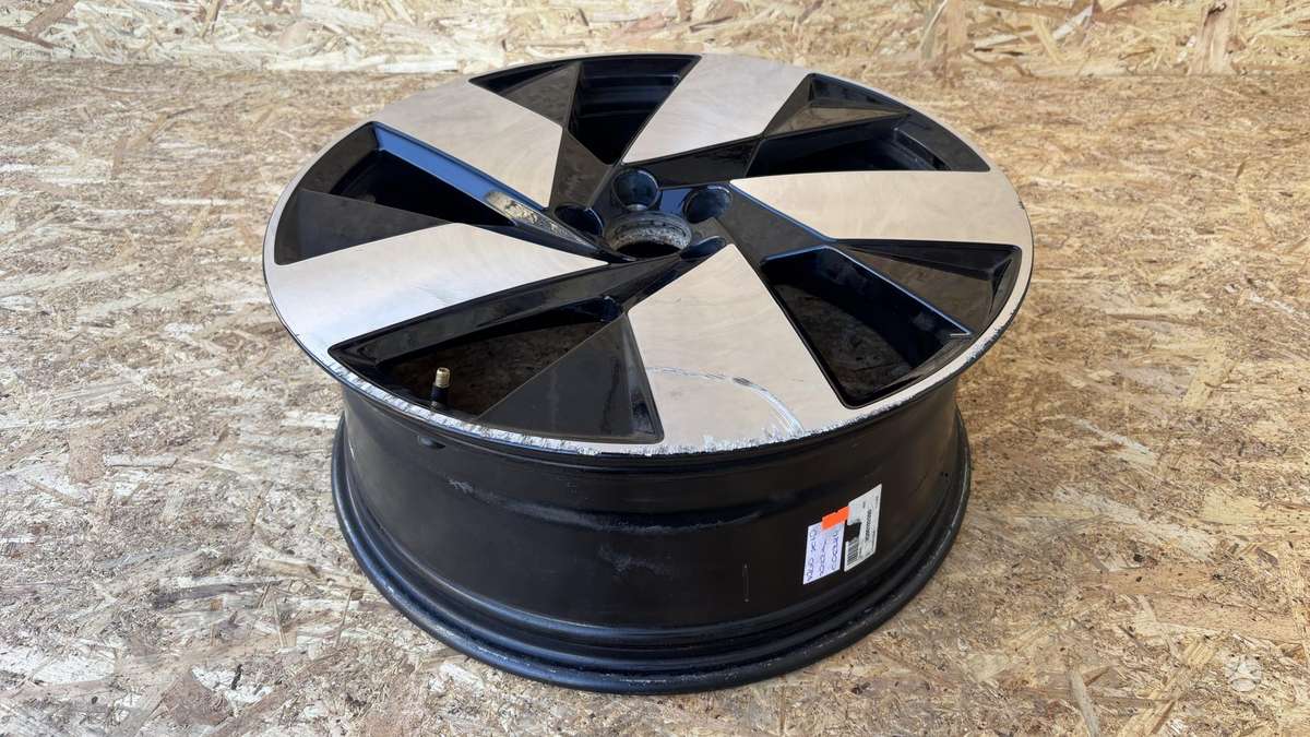 Volvo XC40, 32143629, Cen28524