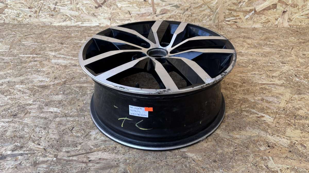 Volkswagen Golf, 5G0601025, Cen28530