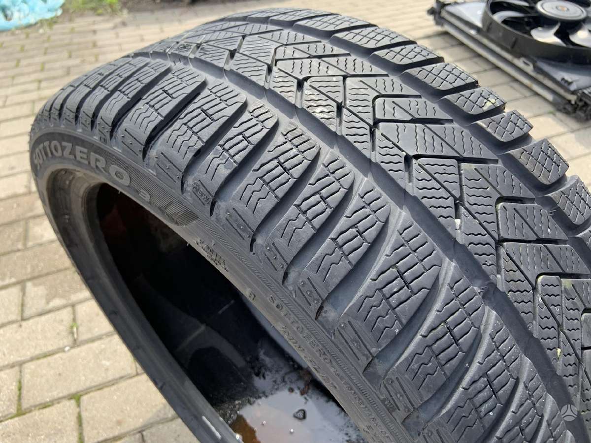Pirelli Sottozero 3, winter 255/35 R19