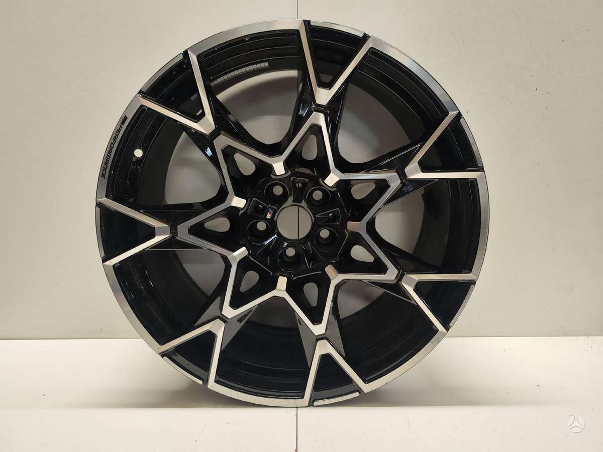 BMW I5, lengvojo lydinio, R21