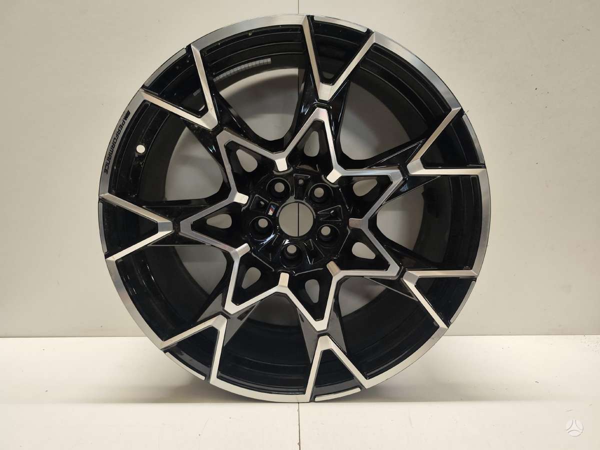 BMW I5, lengvojo lydinio, R21
