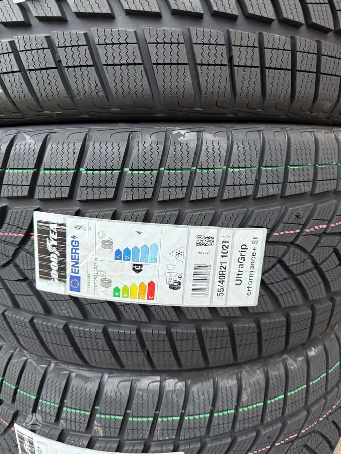 Goodyear UltraGrip Performance+ SJ, žieminės 255/40 R21