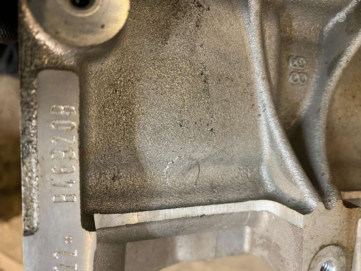 BMW 3 serija, B46b20b, engine block