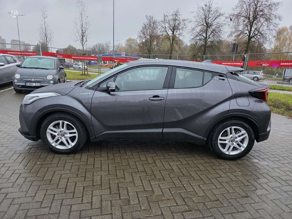 Toyota C-HR - 5