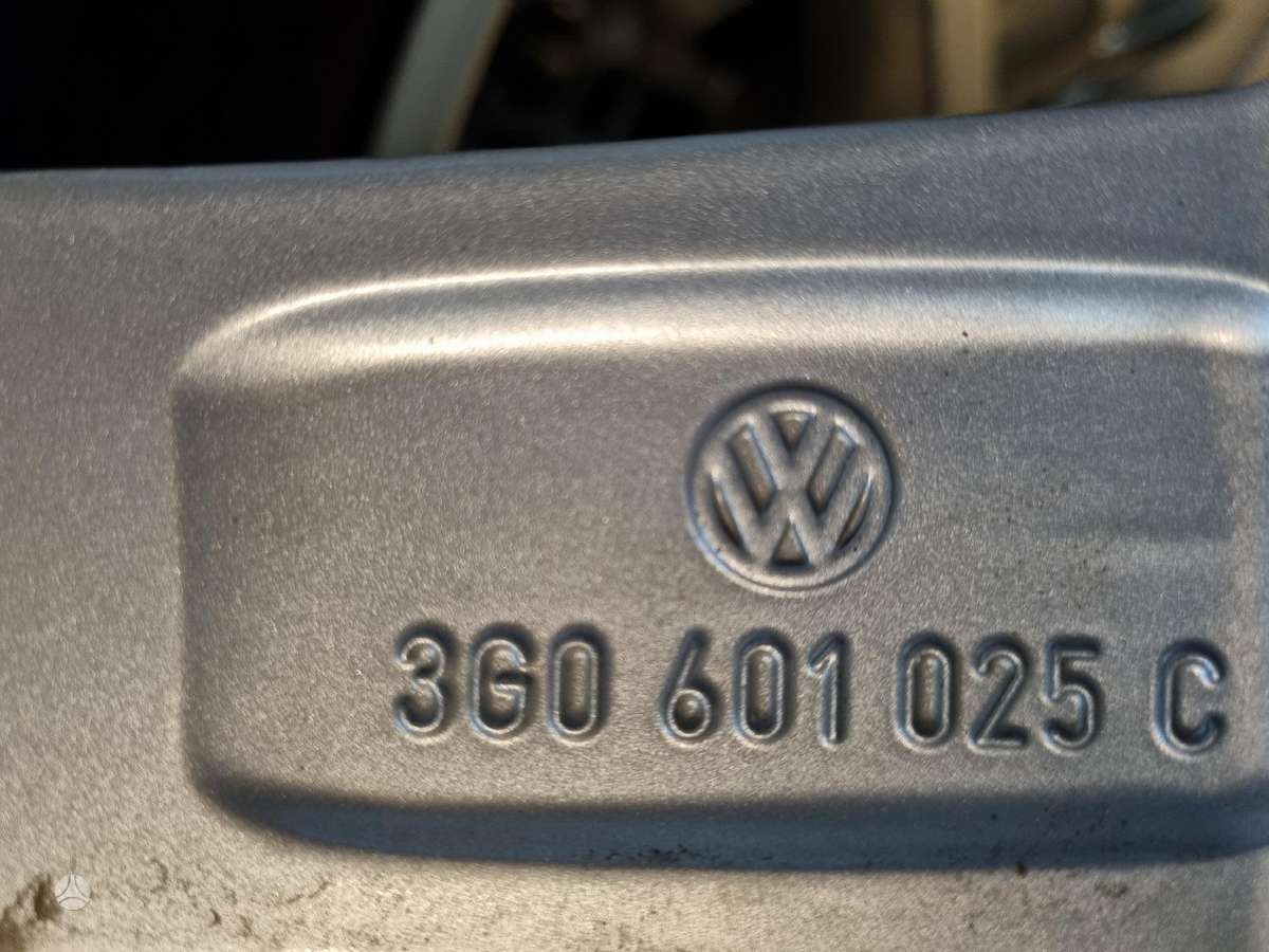 Volkswagen Passat B8, light alloy, R17