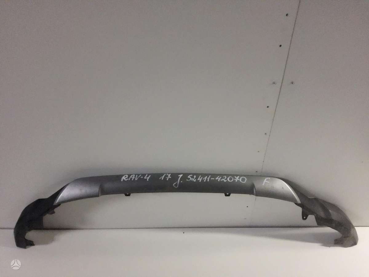 Toyota RAV4 по частям