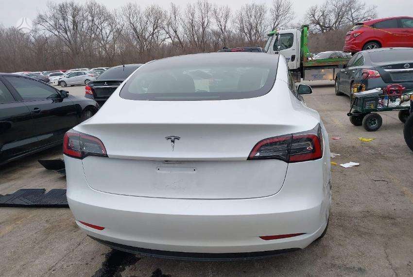Tesla Model 3, 60 kWh, hatchback