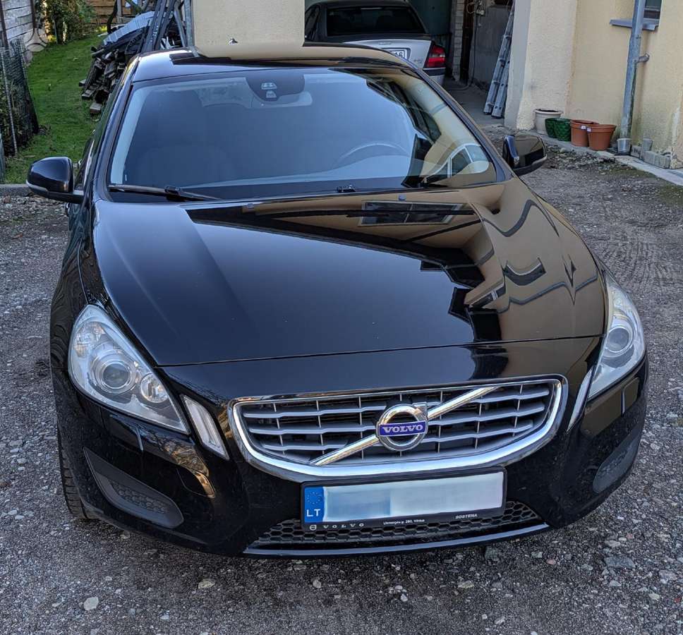 Volvo V60, 2.4 l., universalas