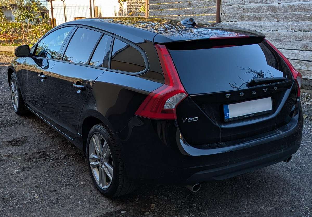 Volvo V60, 2.4 l., Универсал