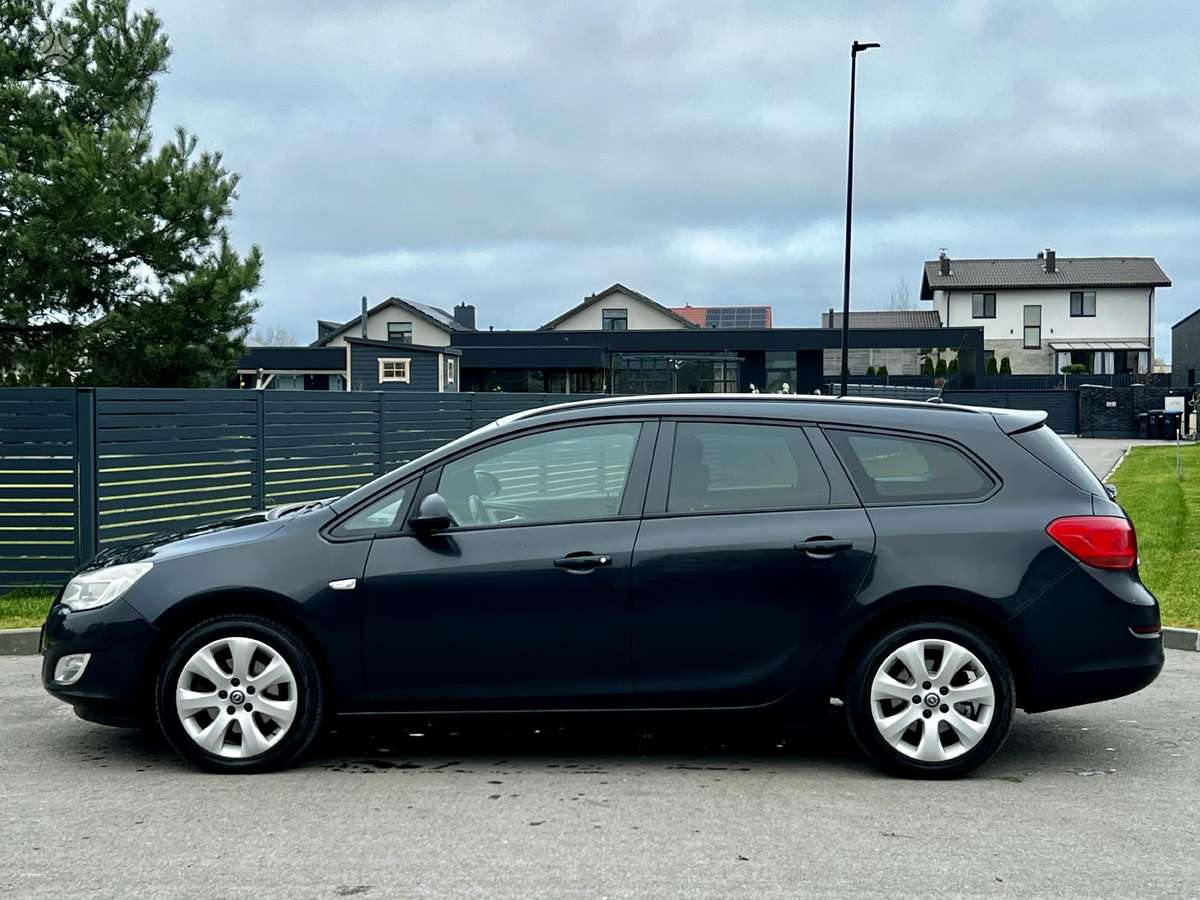 Opel Astra, 1.7 l., Универсал
