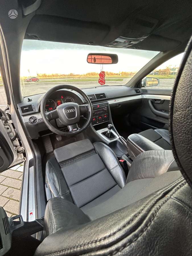 Audi A4, 2.0 l., universalas