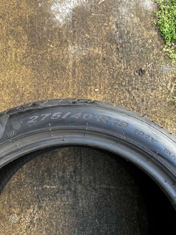 Pirelli PZERO, summer 275/40 R19