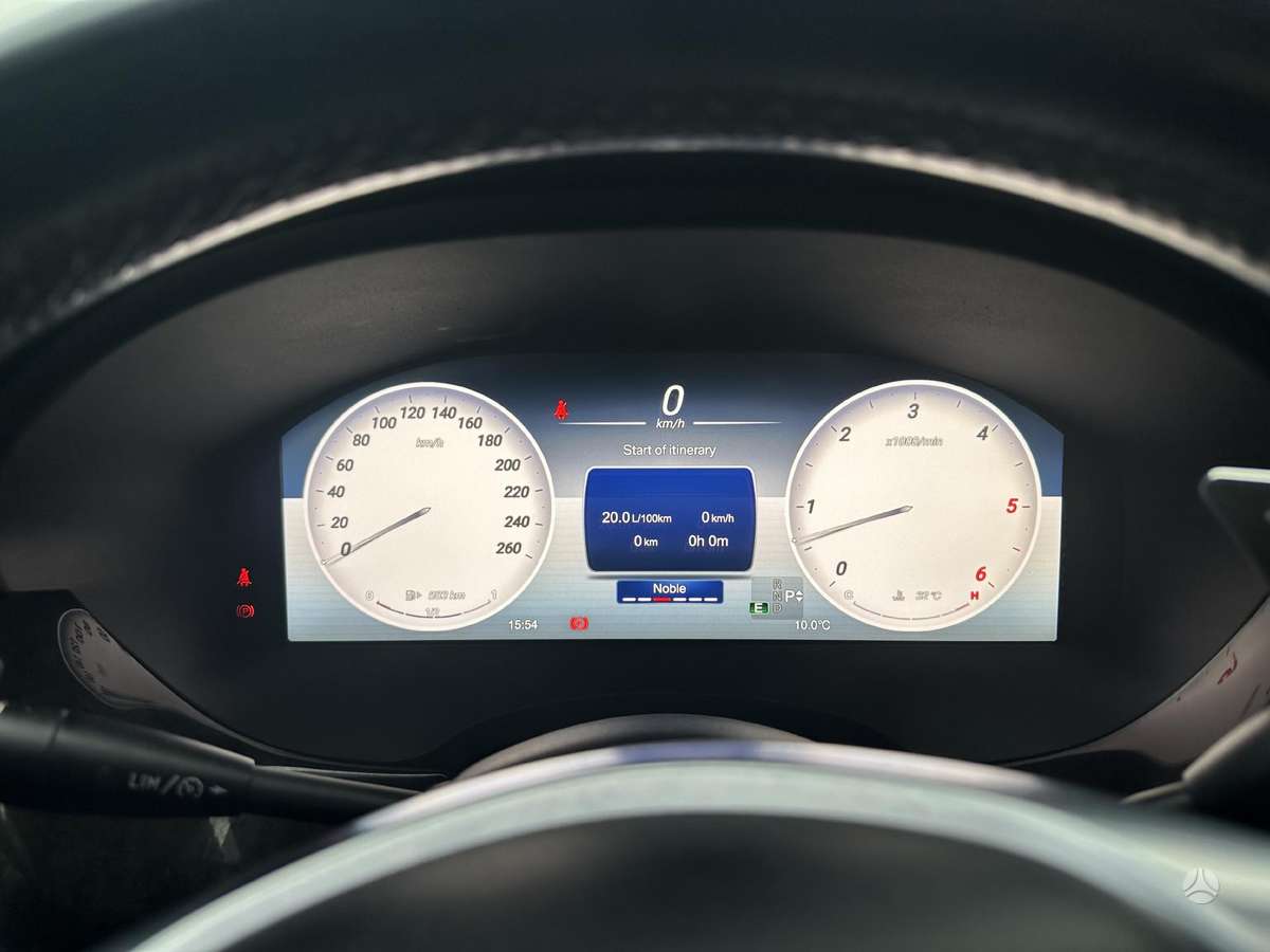Mercedes-Benz CLS klasė instrument panel