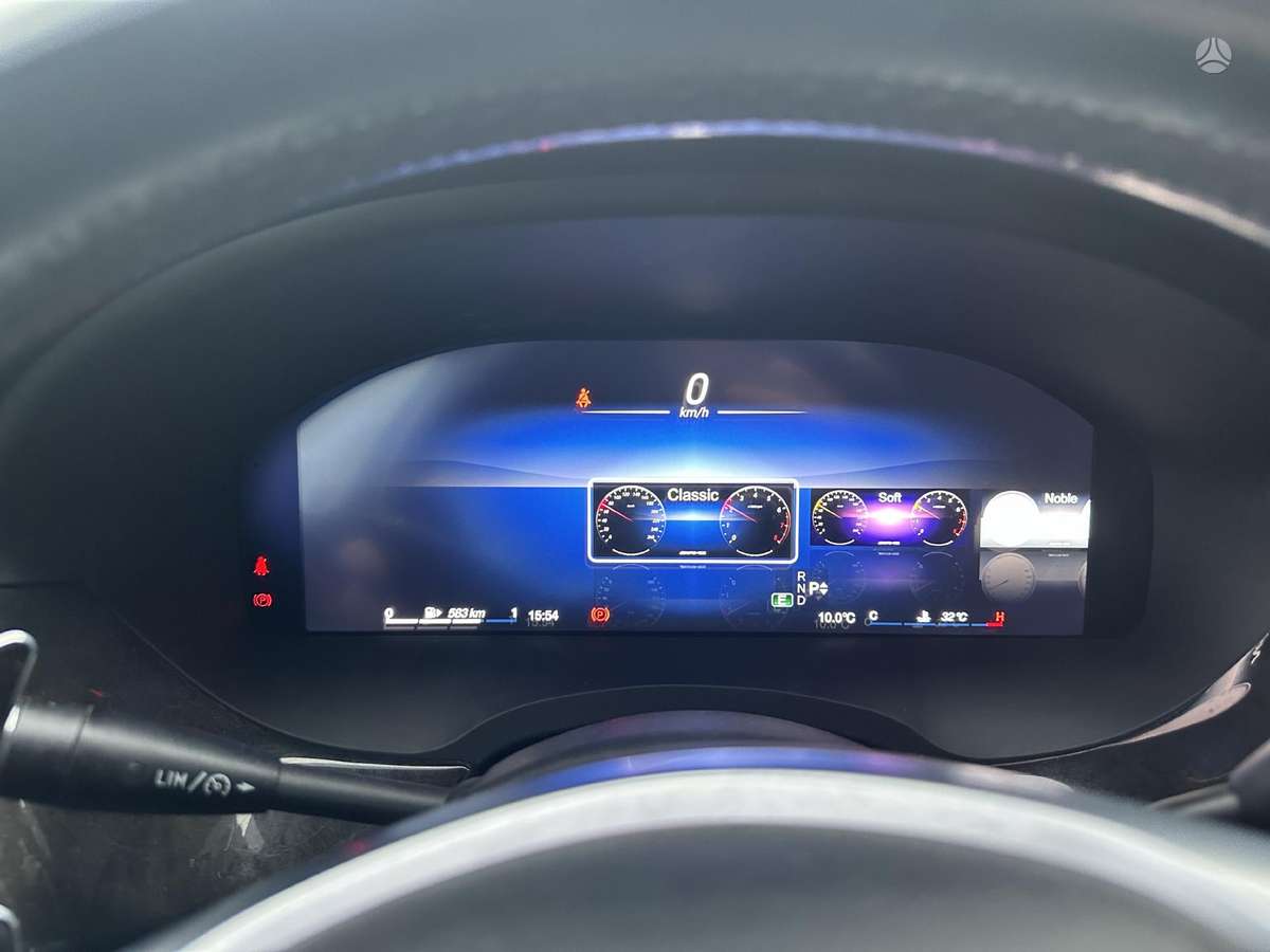 Mercedes-Benz CLS klasė instrument panel