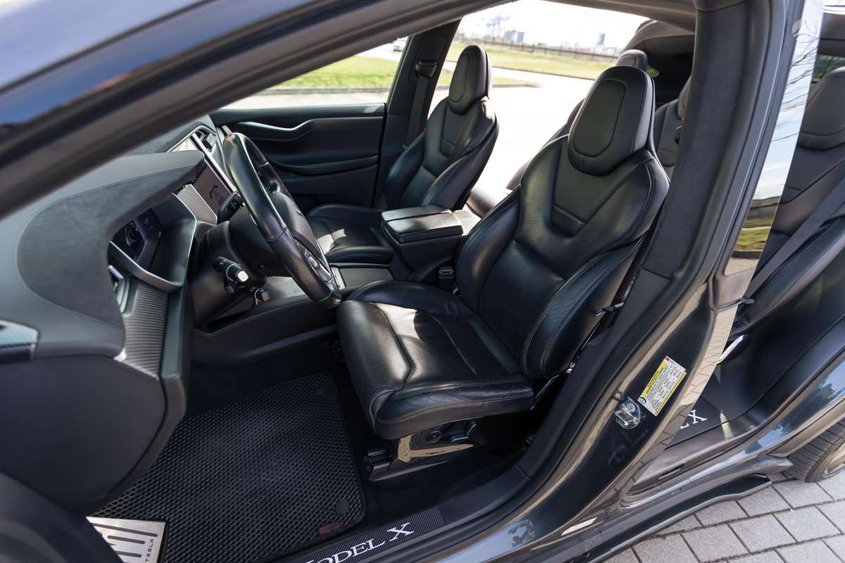 Tesla Model X, 100 kWh, off-road / crossover