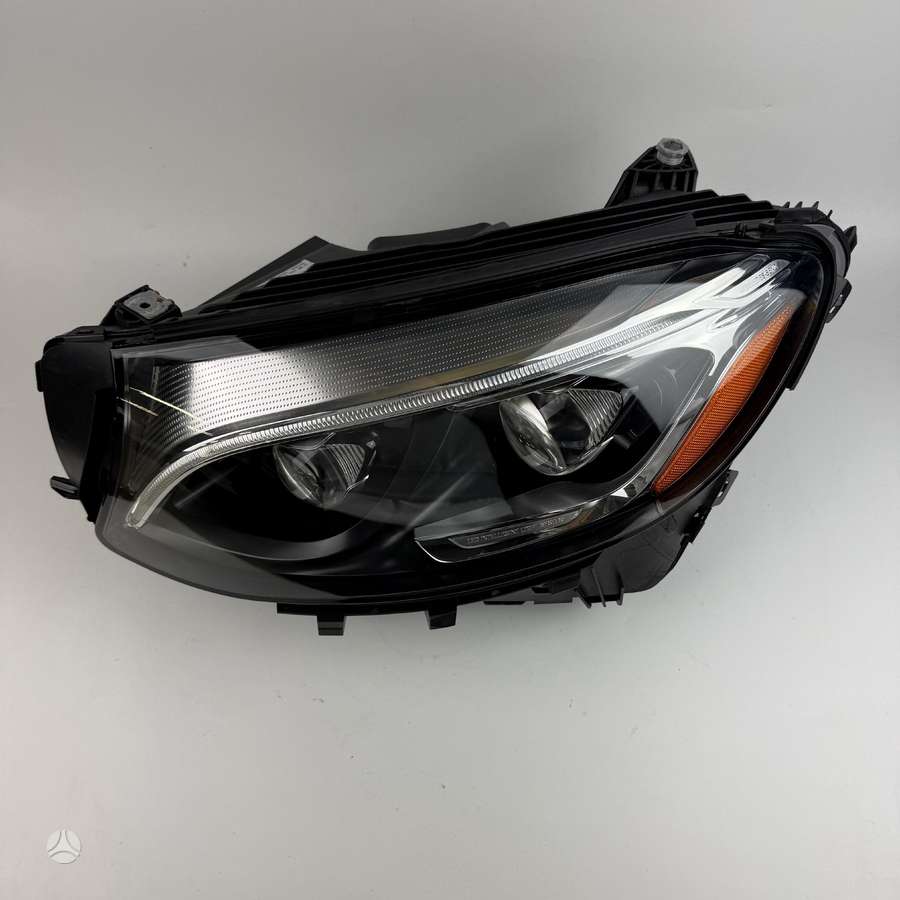Mercedes-Benz GLC klasė lights