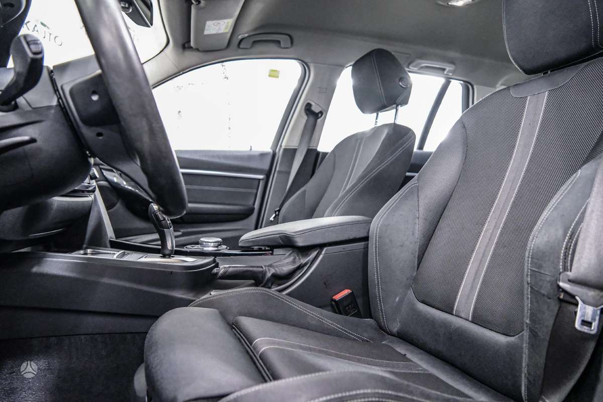 BMW 330, 3.0 l., universalas