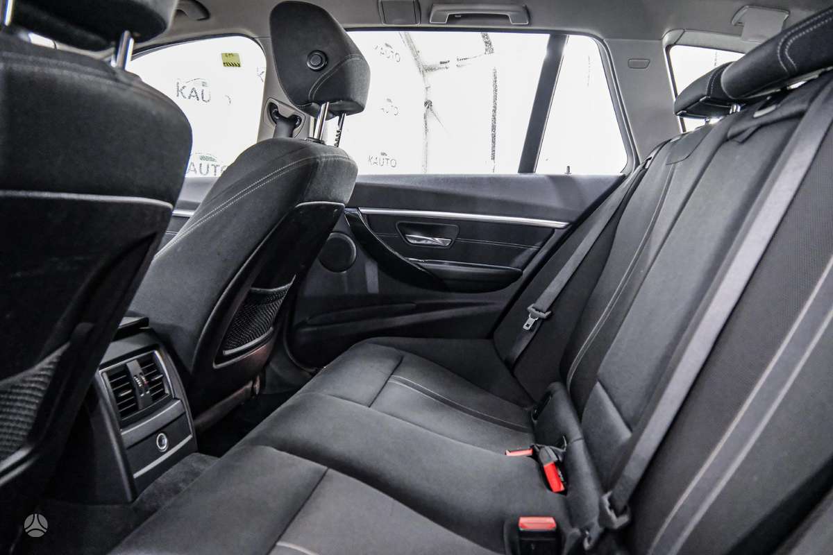 BMW 330, 3.0 l., universalas