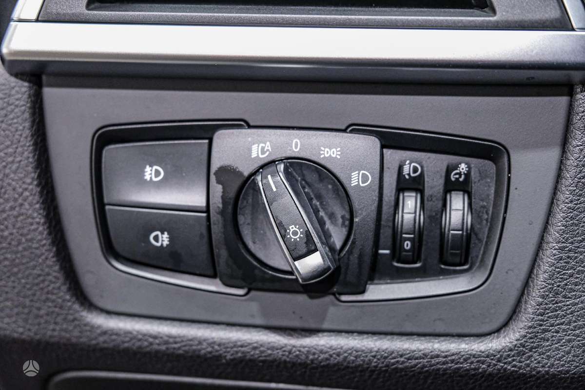 BMW 330, 3.0 l., universalas